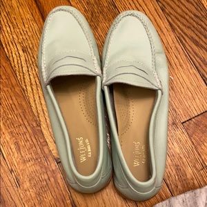 NWOT gh bass weejuns